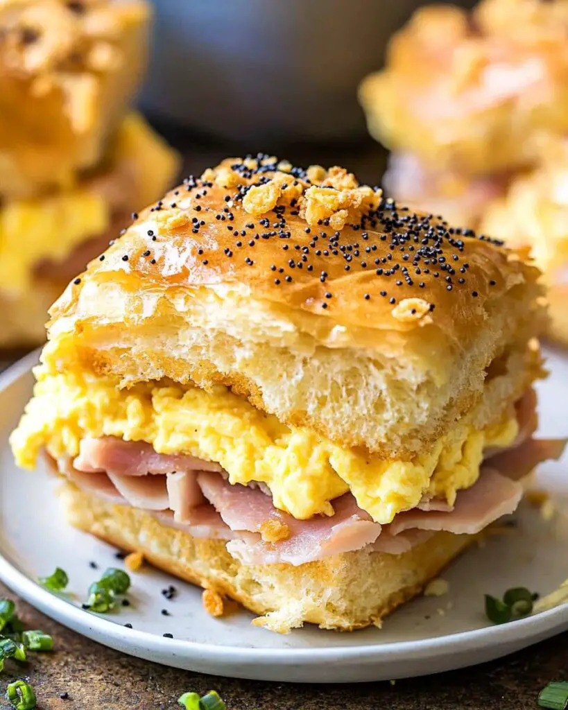 Hawaiian Roll Breakfast Sliders